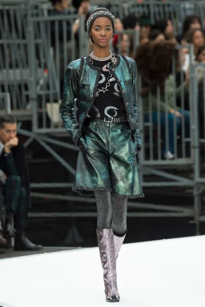 Look 61